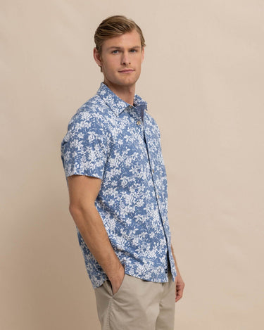 beachcast-island-blooms-knit-short-sleeve-sport-shirt-coronet-blue-front-10636-2[1]