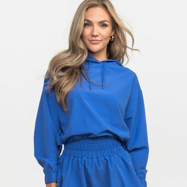 southern-shirt-outerwear-hybrid-cropped-hoodie-dazzling-blue-840089895582-30777436799028_1024x1024[1]